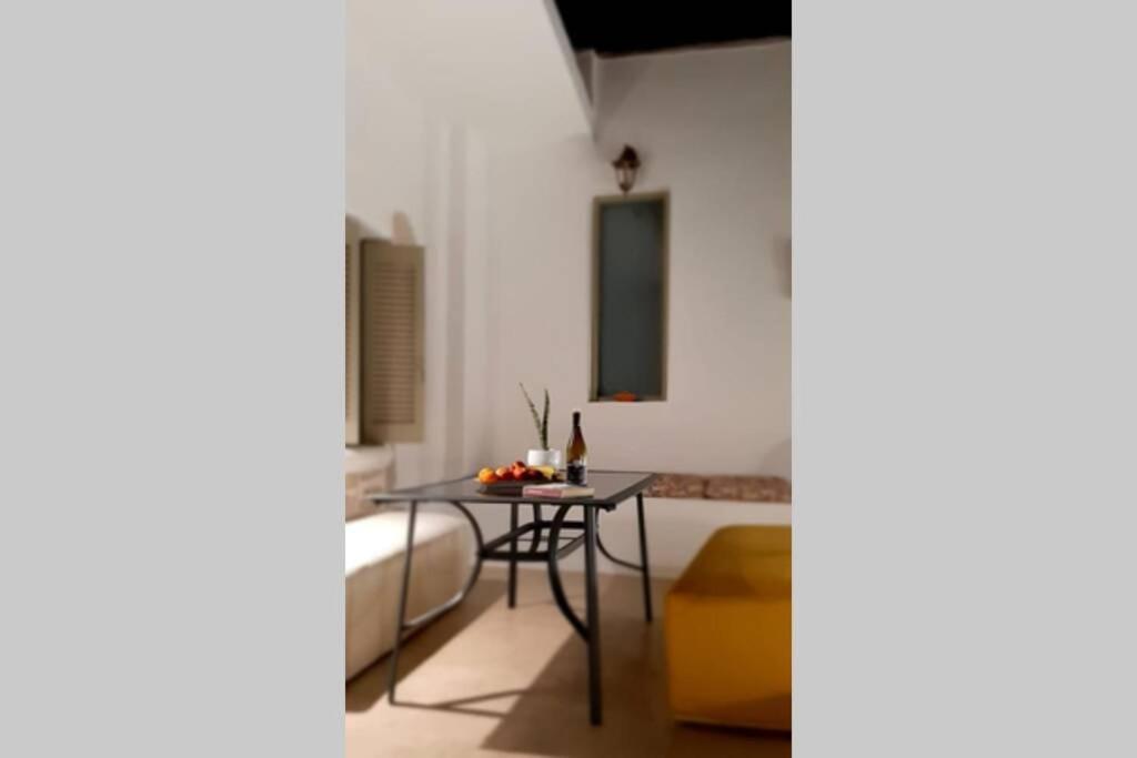 Sonia'S Luxury Apartment With Jacuzzi カミラリ エクステリア 写真
