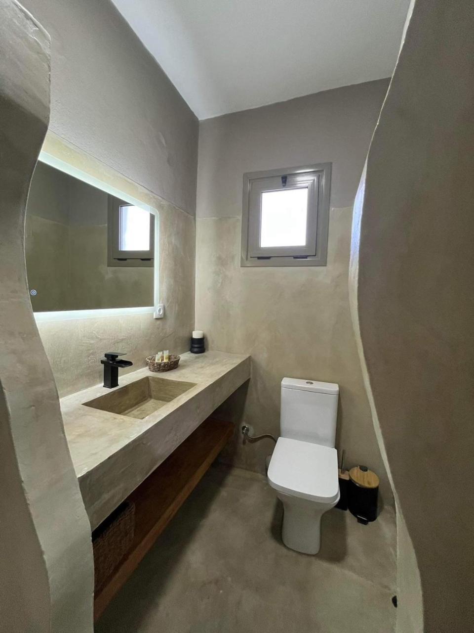 Sonia'S Luxury Apartment With Jacuzzi カミラリ エクステリア 写真