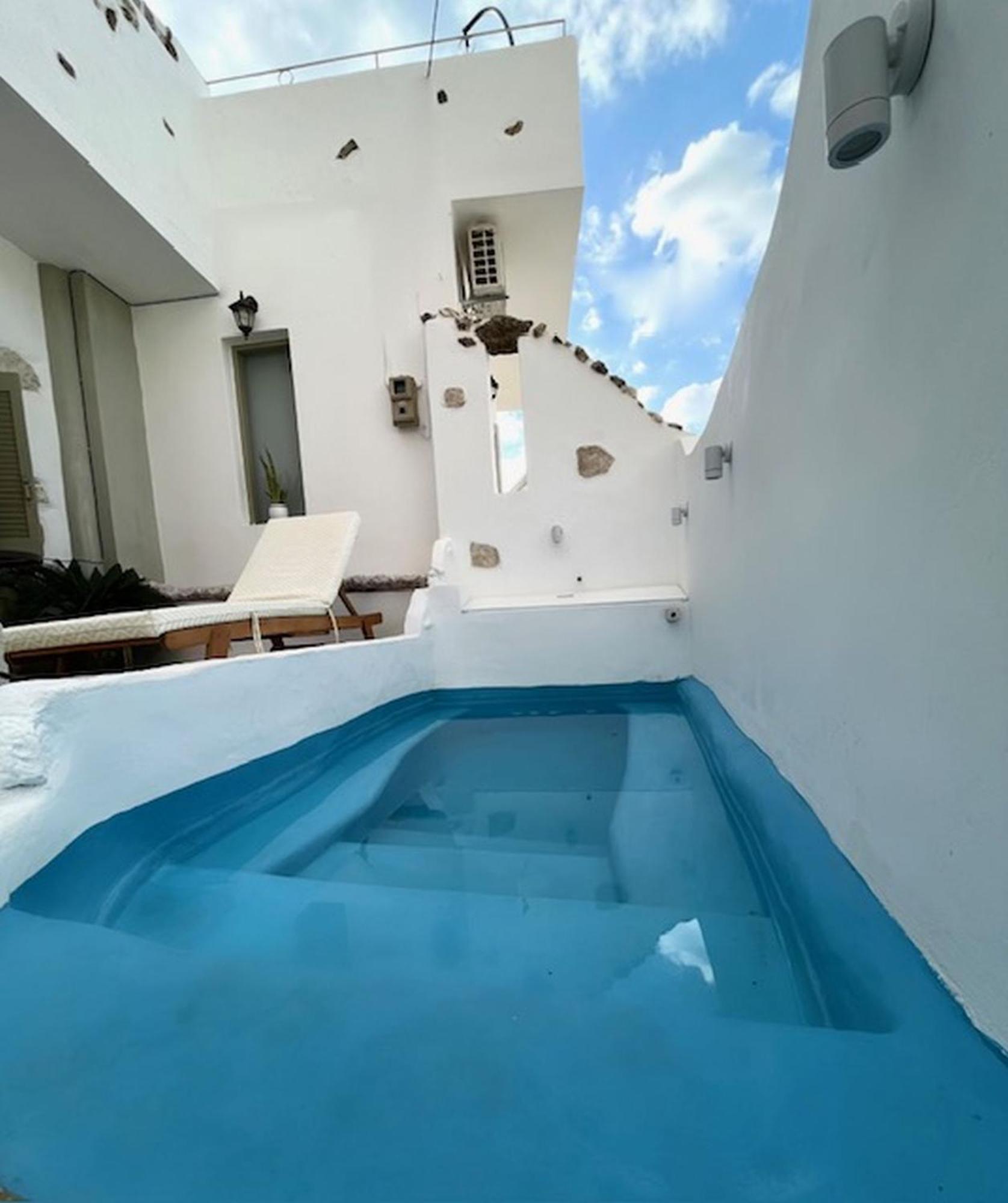 Sonia'S Luxury Apartment With Jacuzzi カミラリ エクステリア 写真